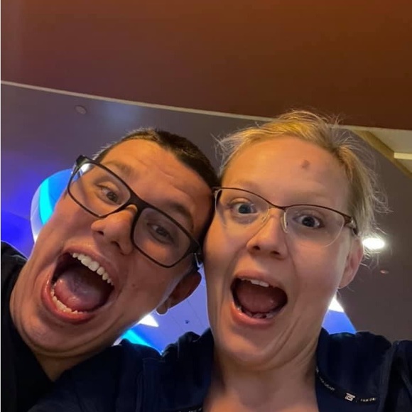 Meet your Posher, Ashley - Picture 4 of 4